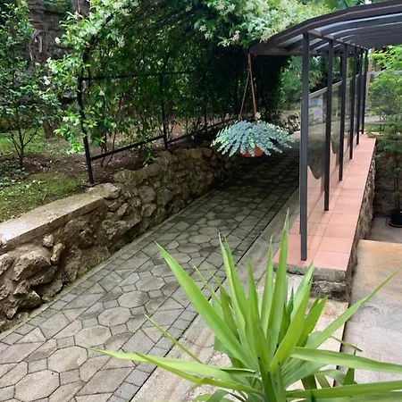 Dante Alighieri 公寓