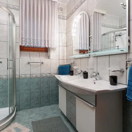 Dante Alighieri 公寓