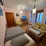 Apartman Dante Alighieri